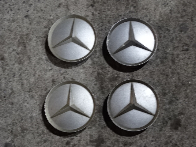 Axle Mounting/ Steering, Wheel Hub Protection Cap for Car